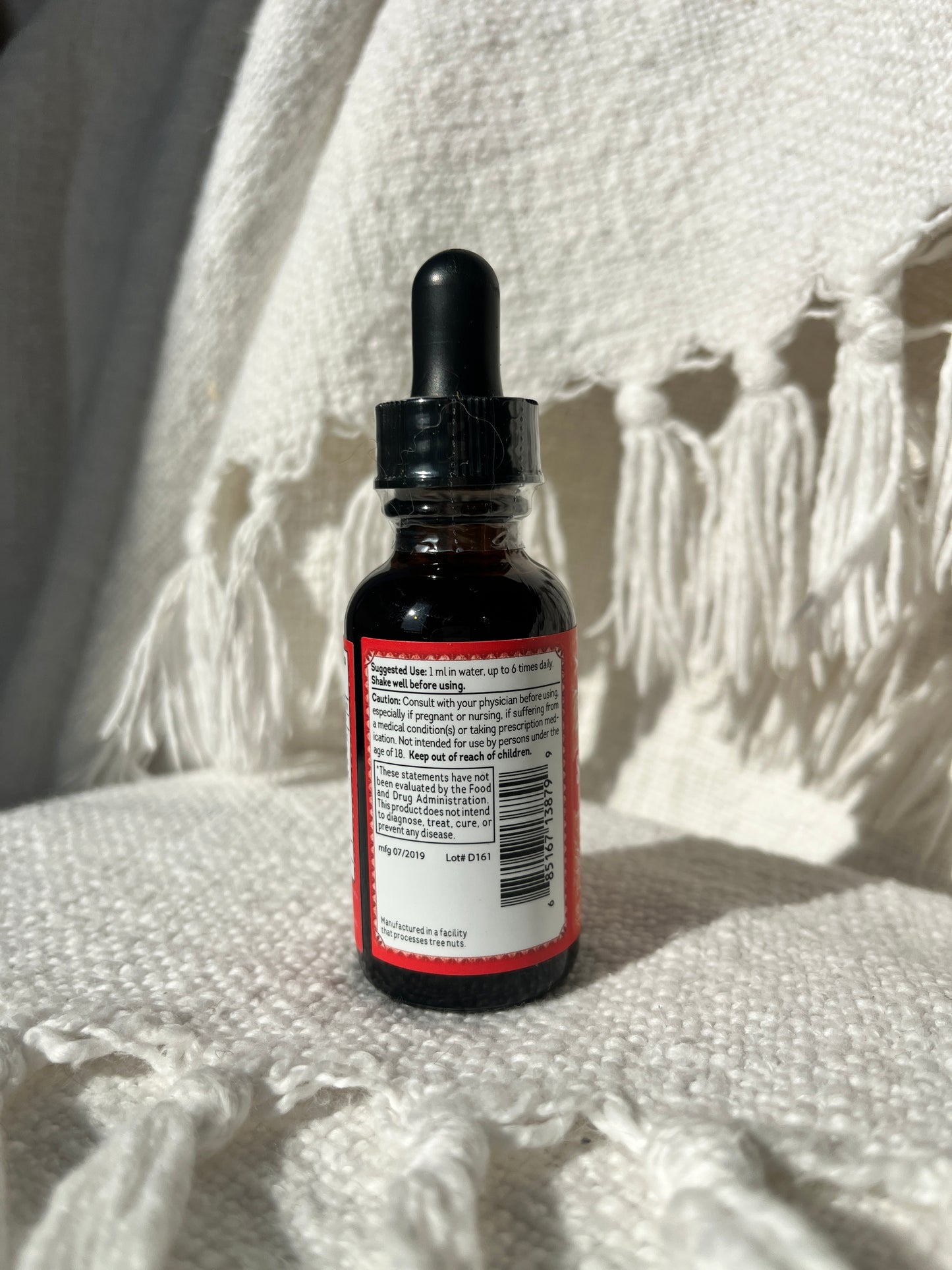 TINCTURE | Scarlet Gripper