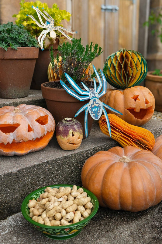 MAISON | Halloween HANGING SPIDER PAPER ORNAMENTS